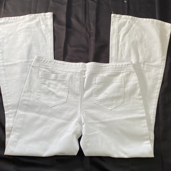 TALL JEANS - Picture 3 of 6